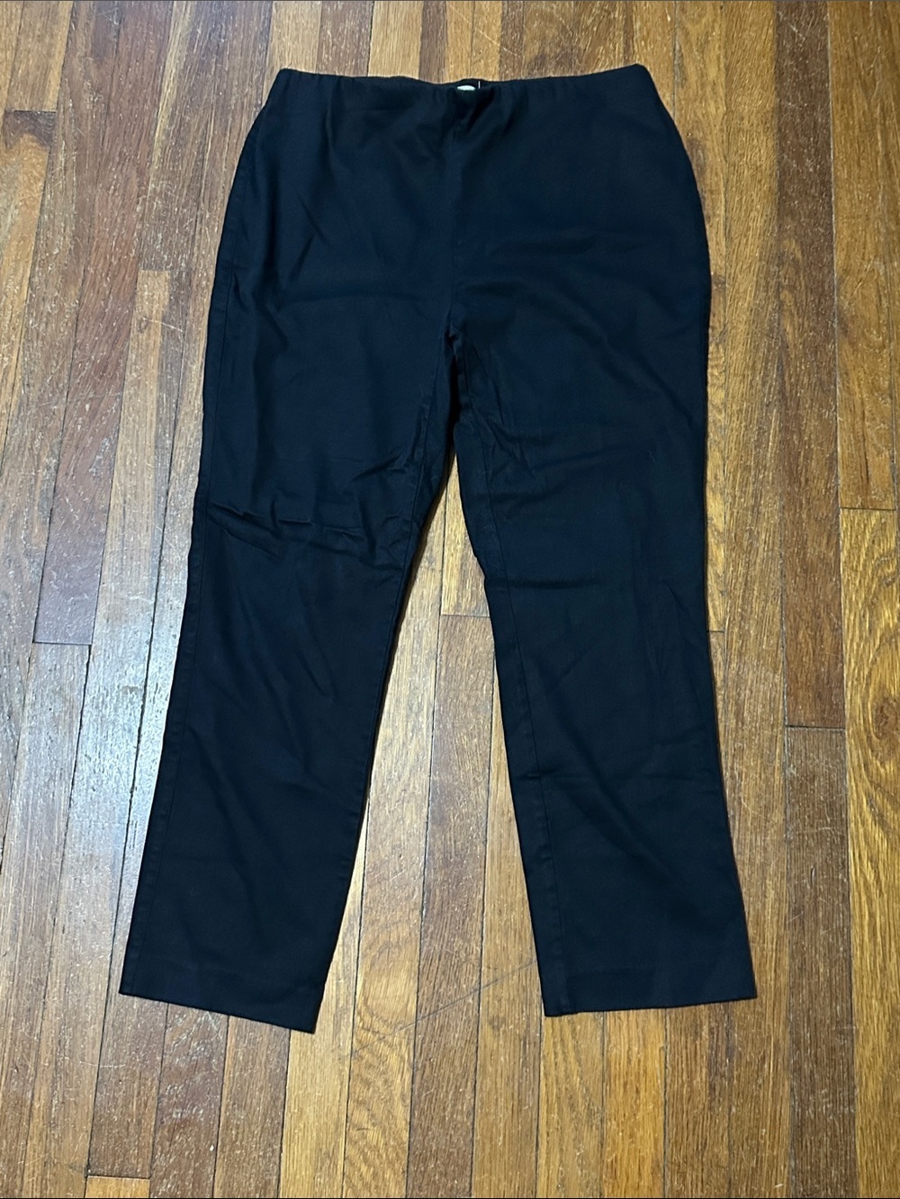 Charter Club Black Pull On Dress Capris, Sz 10